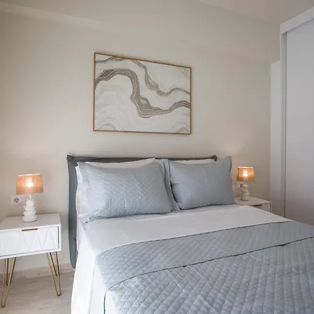 Vasi Luxury Apartament *